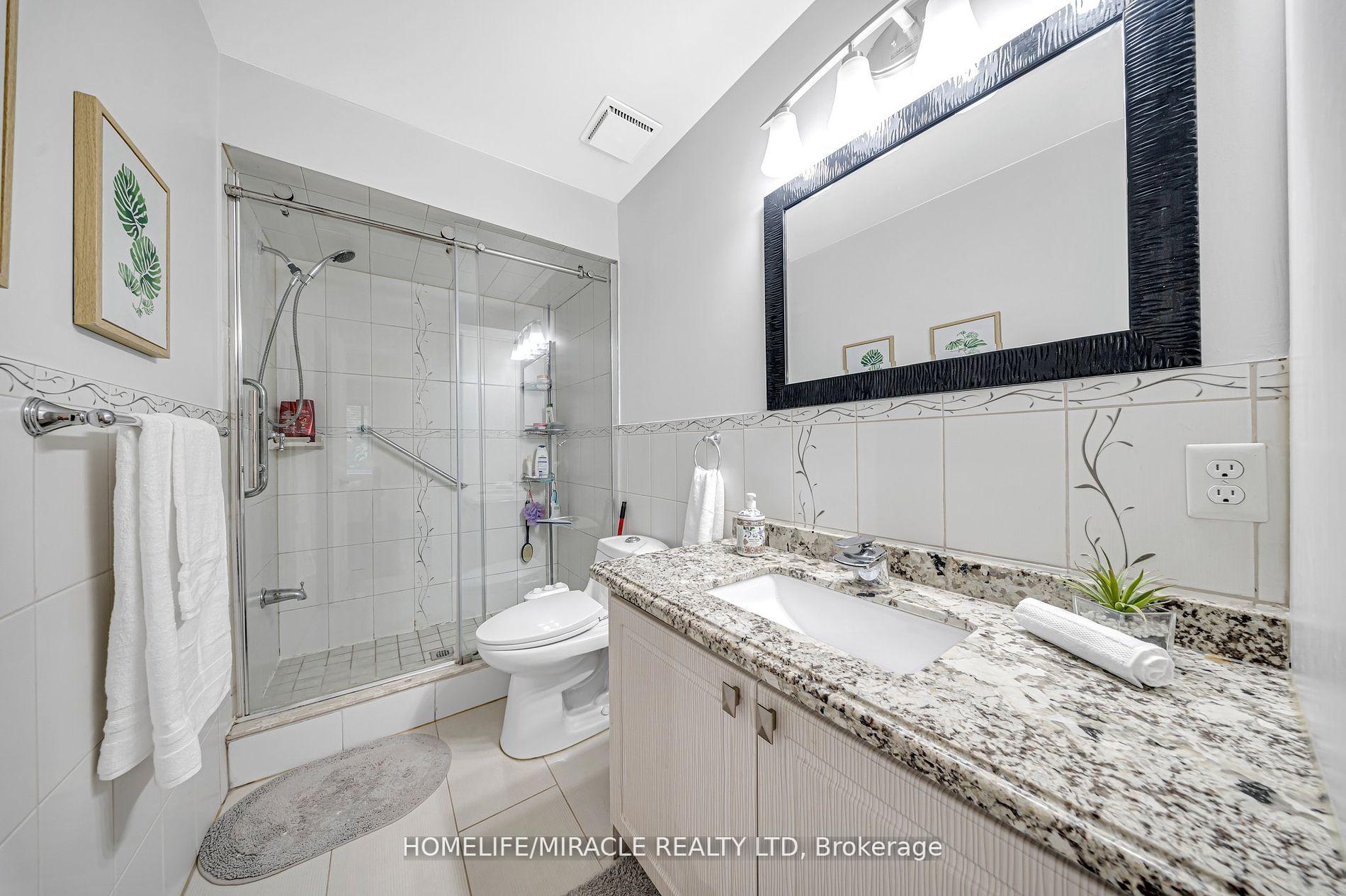 Photo 23 of 19 McCabe Crescent, Vaughan, Lakeview Estates — HOMEH
