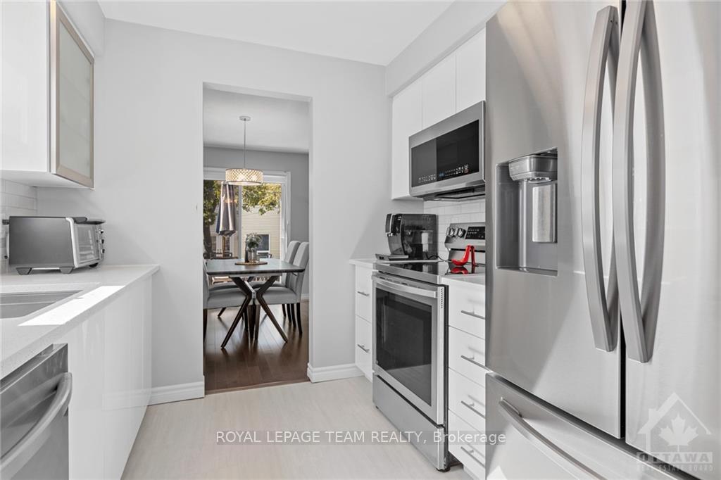 Photo 7 of 196 Larkin Drive, Ottawa, Barrhaven - Pheasant Run — HOMEH
