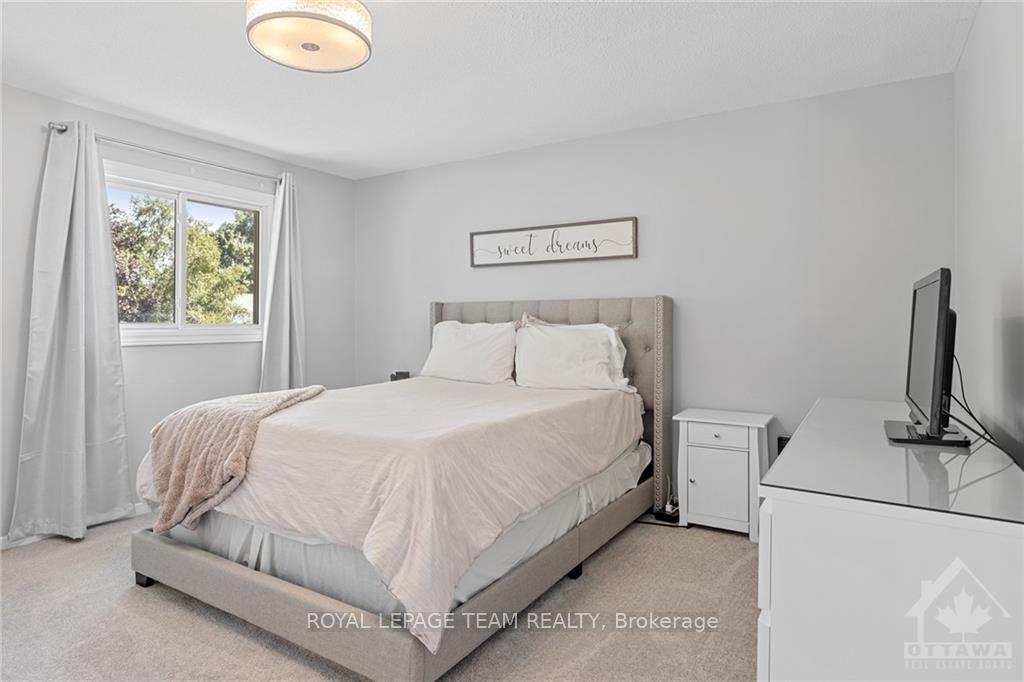 Photo 12 of 196 Larkin Drive, Ottawa, Barrhaven - Pheasant Run — HOMEH