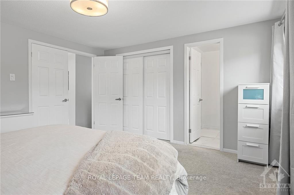 Photo 13 of 196 Larkin Drive, Ottawa, Barrhaven - Pheasant Run — HOMEH