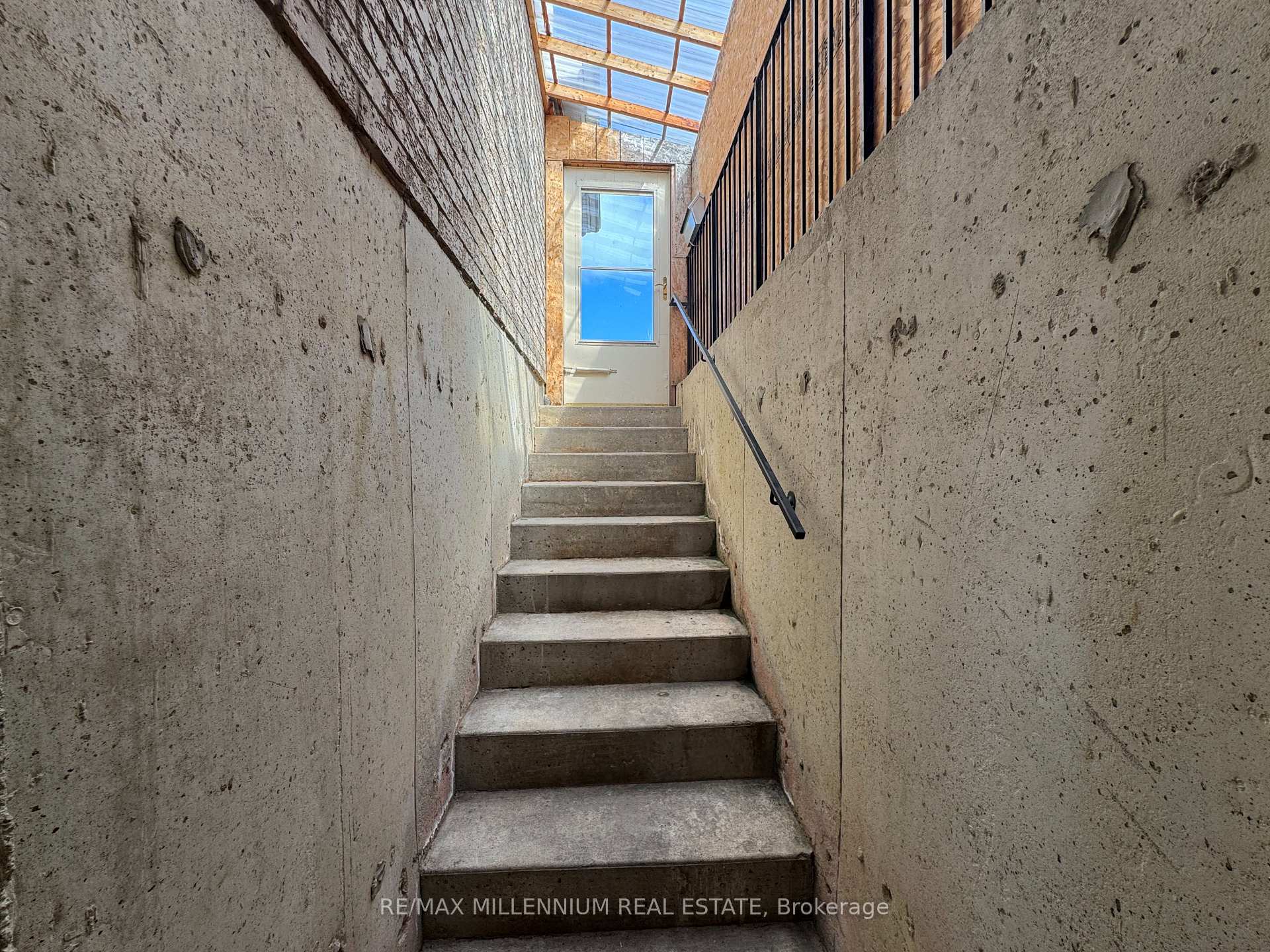 Photo 9 of Unit BSMT, 98 Letty Avenue, Brampton, Fletcher's West — HOMEH