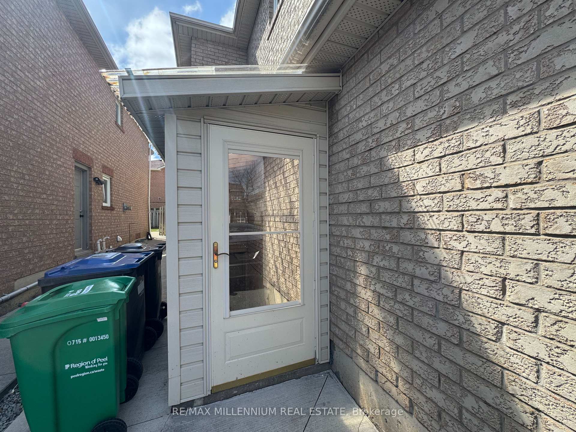 Photo 7 of Unit BSMT, 98 Letty Avenue, Brampton, Fletcher's West — HOMEH