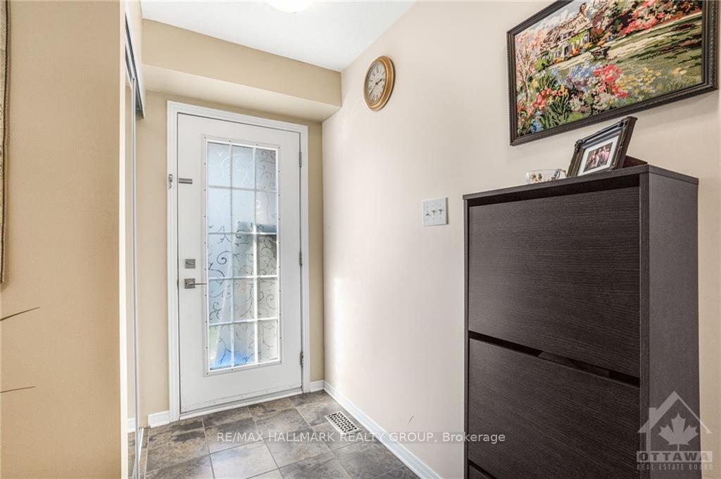 Photo 3 of 422 Sadar, Ottawa, Barrhaven - Cedargrove/Fraserdale — HOMEH