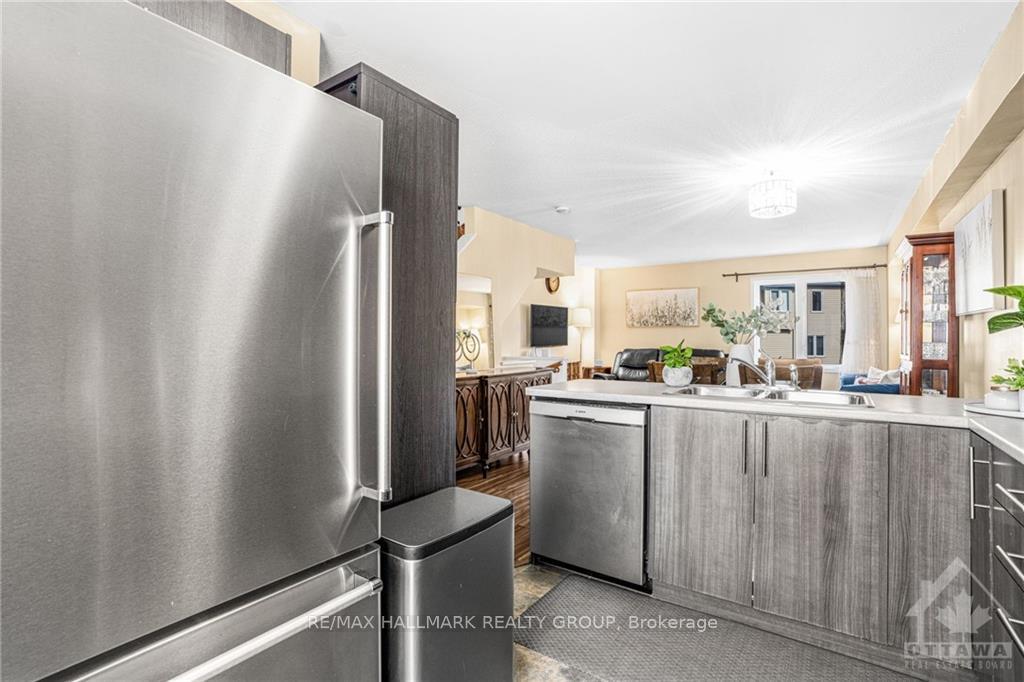 Photo 6 of 422 Sadar, Ottawa, Barrhaven - Cedargrove/Fraserdale — HOMEH