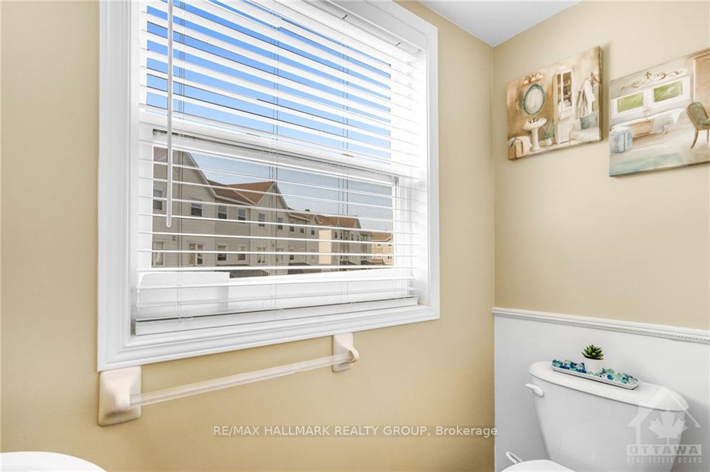 Photo 11 of 422 Sadar, Ottawa, Barrhaven - Cedargrove/Fraserdale — HOMEH