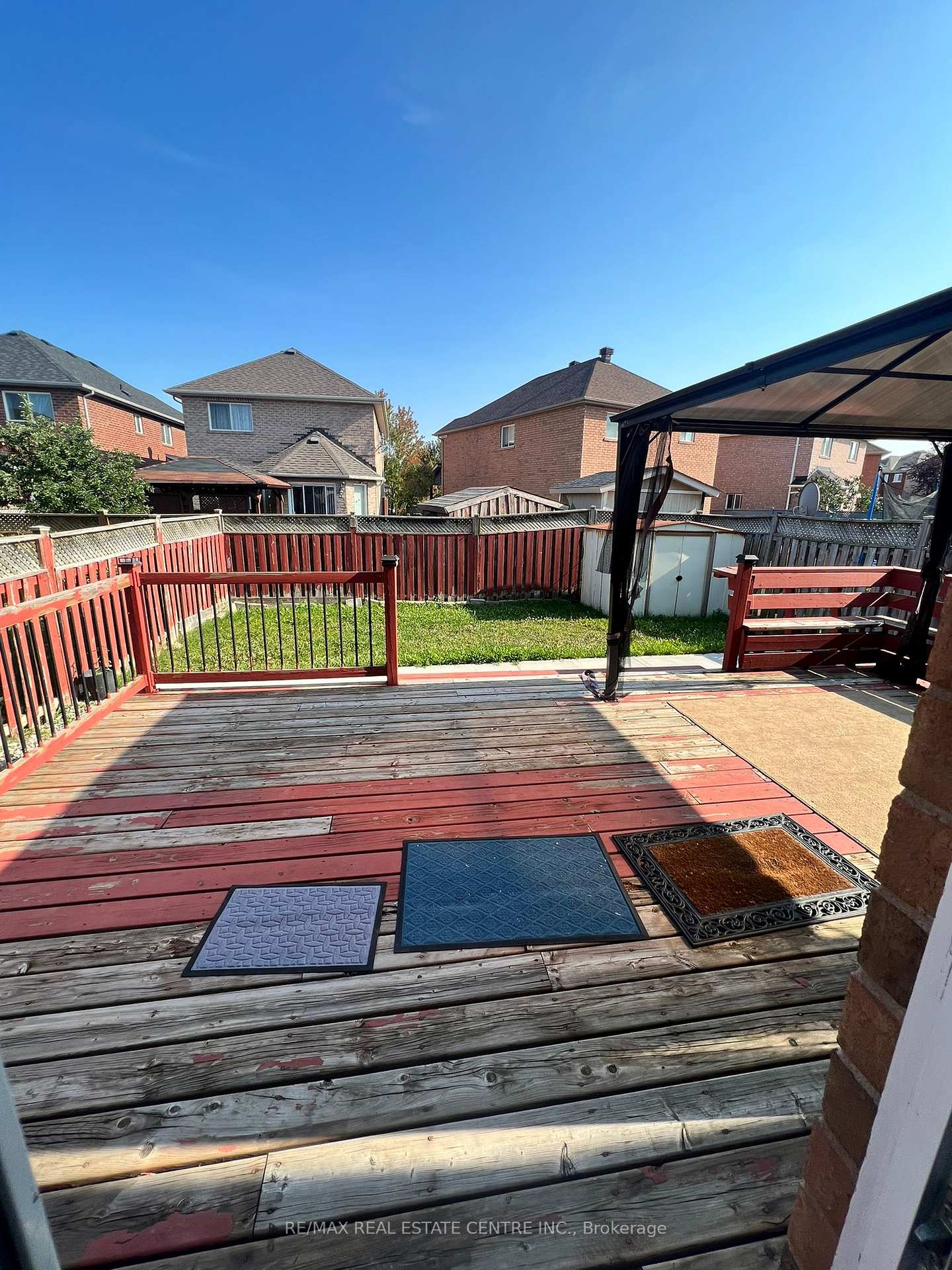 Photo 12 of Unit Upper, 18 Legacy Lane, Brampton, Fletcher's Creek Village — HOMEH
