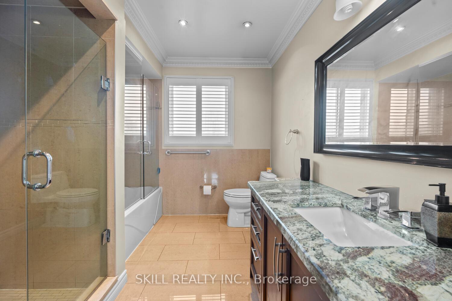 Photo 21 of 49 Amy Court, Vaughan, East Woodbridge — HOMEH