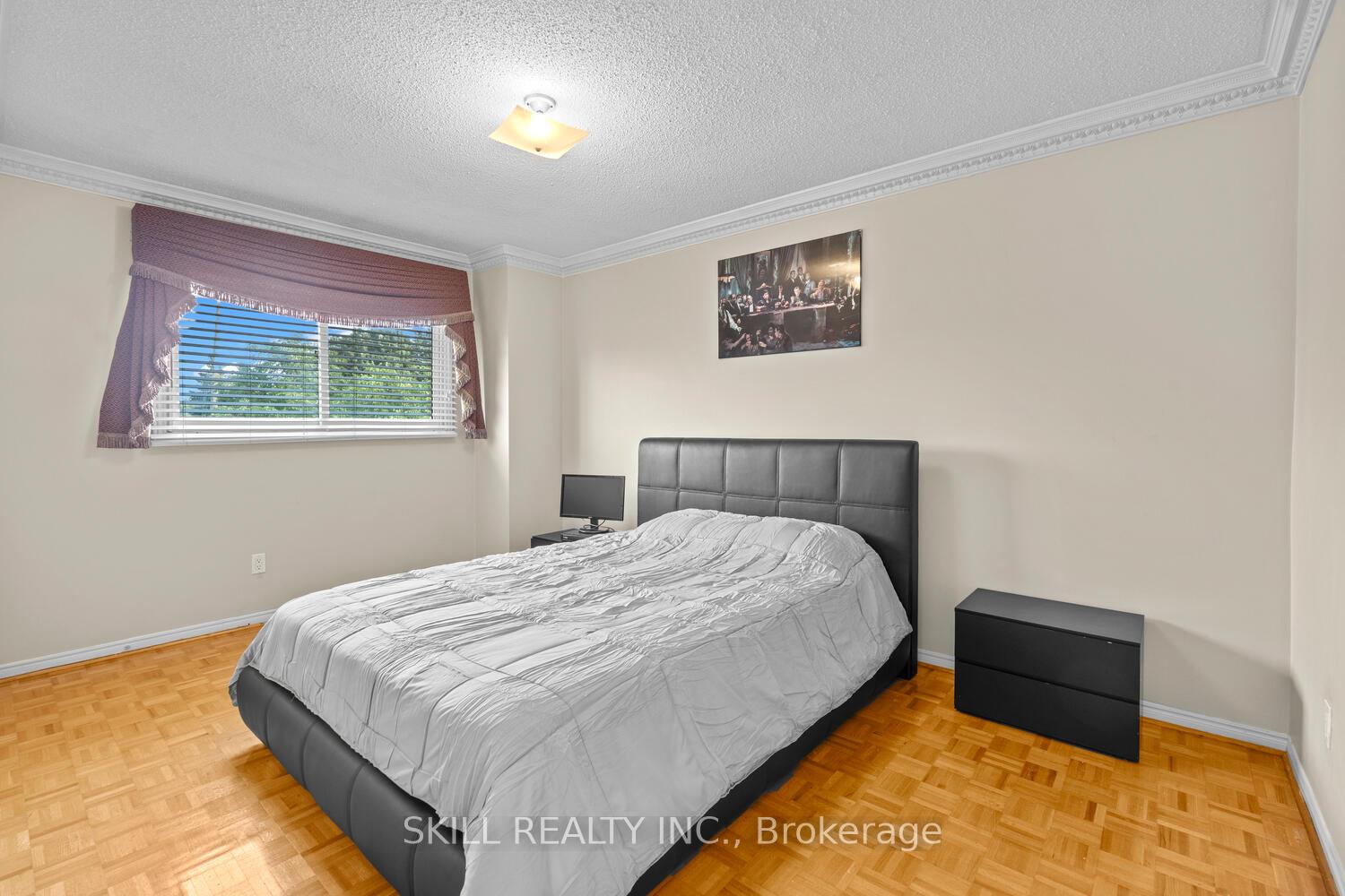 Photo 23 of 49 Amy Court, Vaughan, East Woodbridge — HOMEH
