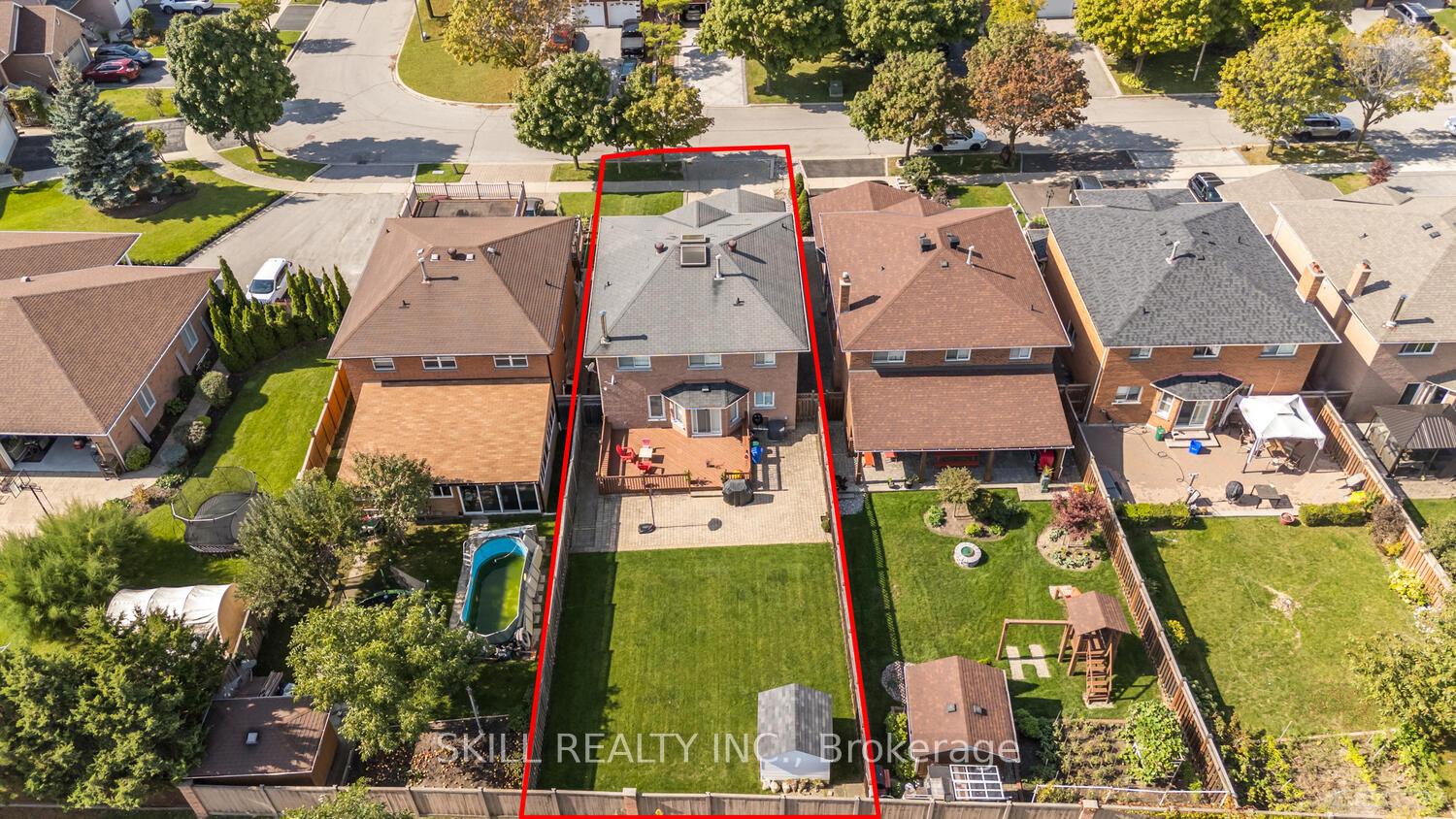 Photo 38 of 49 Amy Court, Vaughan, East Woodbridge — HOMEH