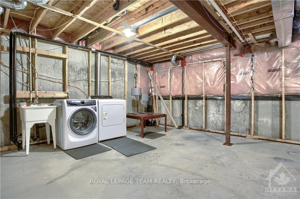 Photo 21 of 325 Bakewell Crescent, Ottawa, Barrhaven - Strandherd — HOMEH