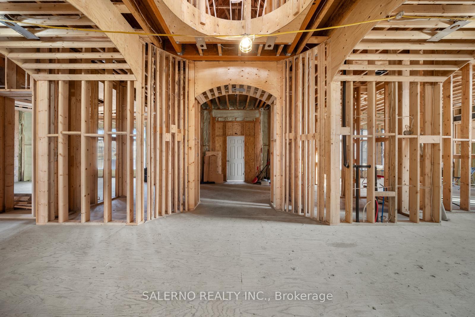 Photo 7 of 191 Old Humber Crescent, Vaughan, Kleinburg — HOMEH
