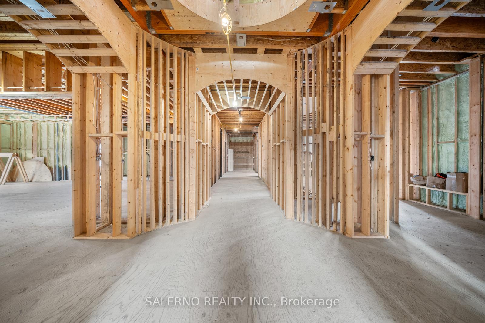 Photo 12 of 191 Old Humber Crescent, Vaughan, Kleinburg — HOMEH