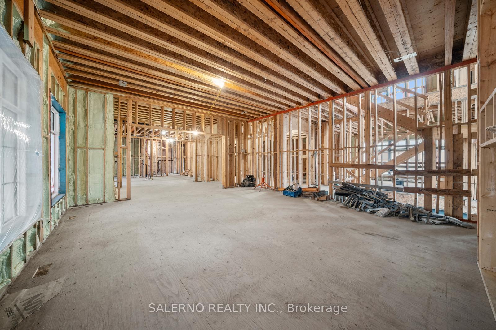 Photo 17 of 191 Old Humber Crescent, Vaughan, Kleinburg — HOMEH