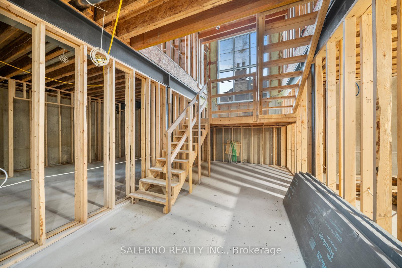 Photo 21 of 191 Old Humber Crescent, Vaughan, Kleinburg — HOMEH