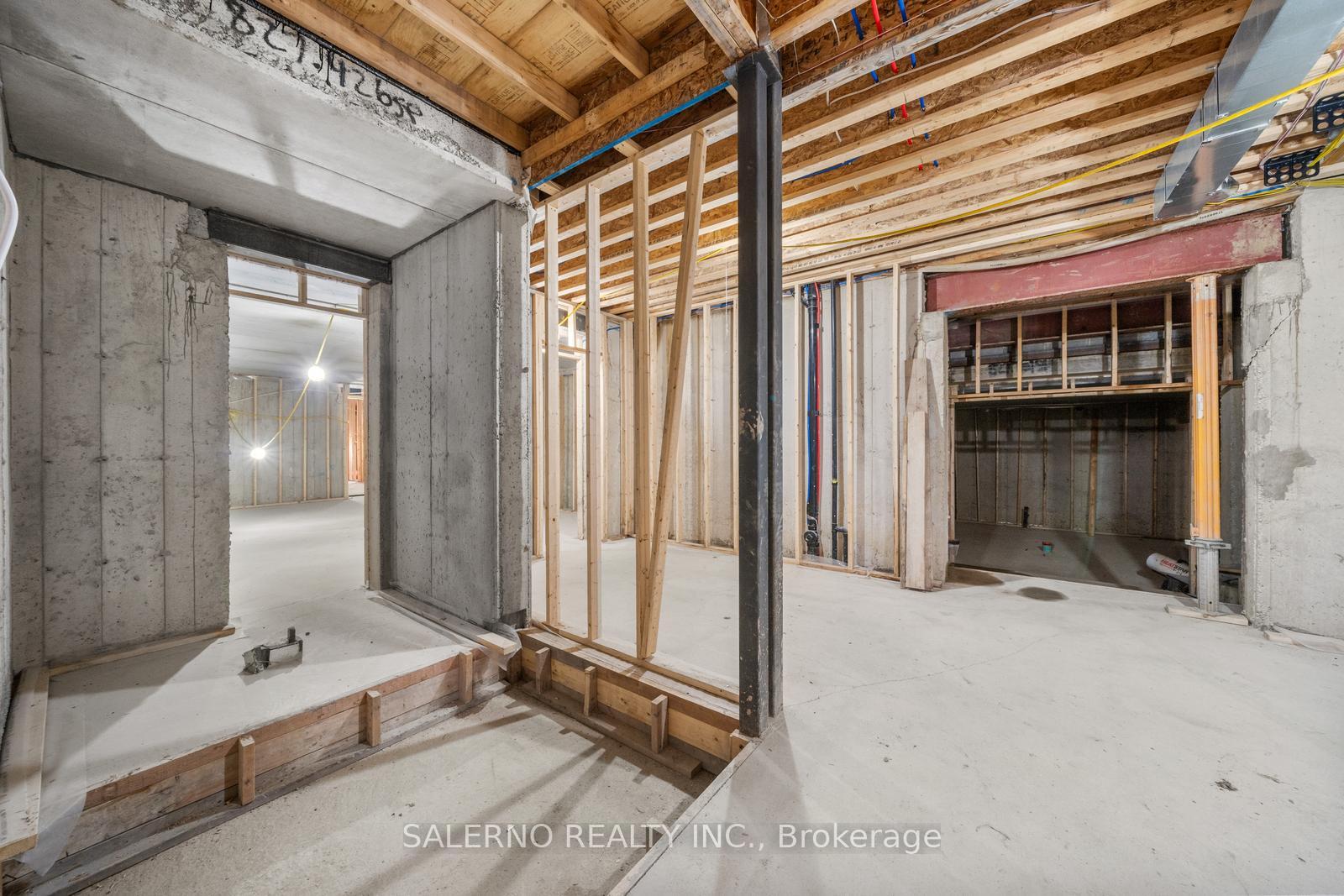 Photo 24 of 191 Old Humber Crescent, Vaughan, Kleinburg — HOMEH