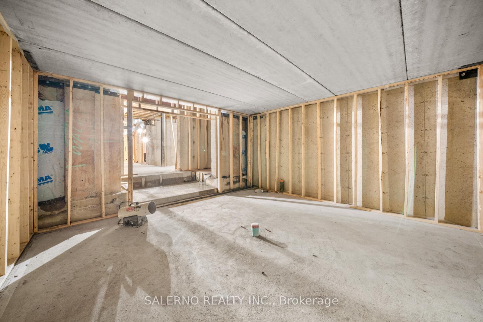 Photo 25 of 191 Old Humber Crescent, Vaughan, Kleinburg — HOMEH