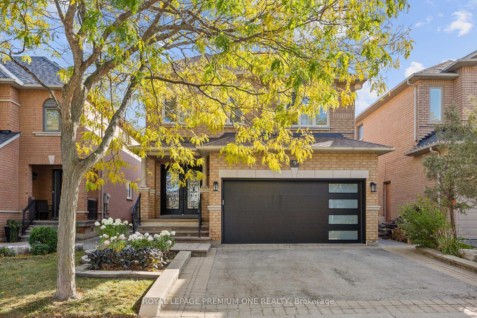 Photo 1 of 9 Colle Melito Way, Vaughan, Sonoma Heights — HOMEH