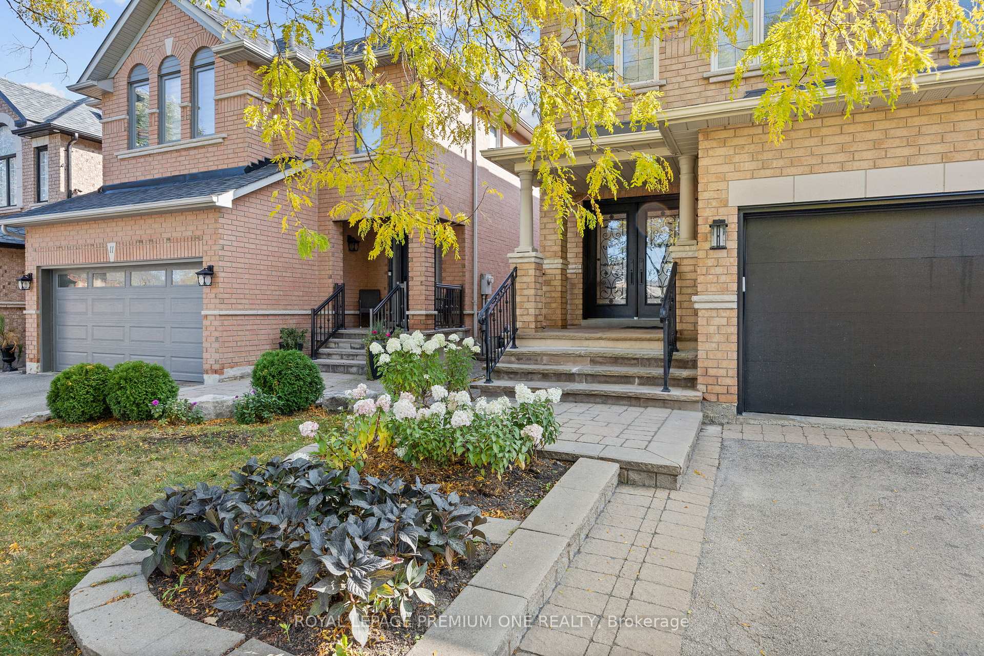 Photo 2 of 9 Colle Melito Way, Vaughan, Sonoma Heights — HOMEH