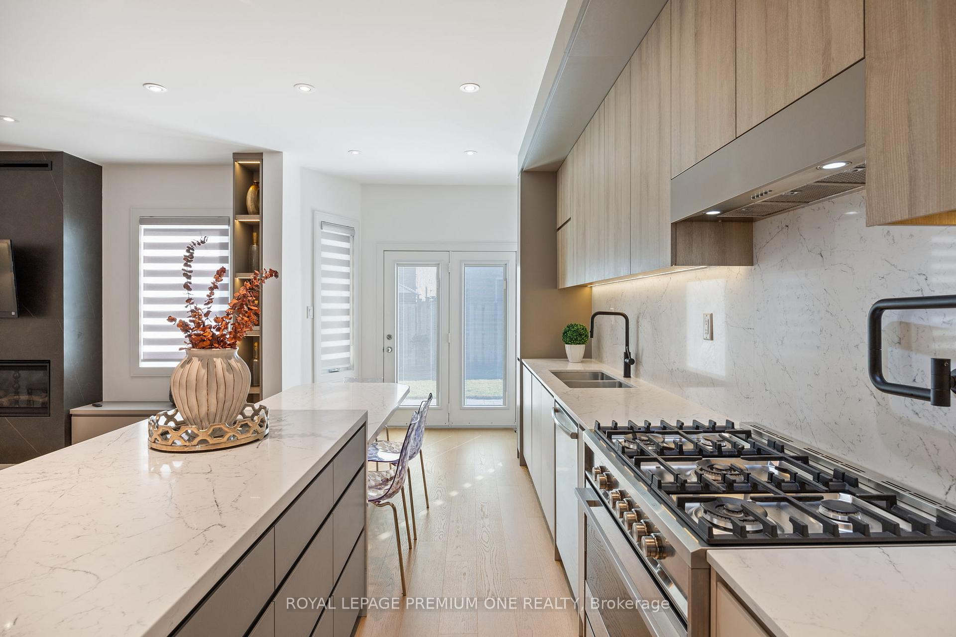 Photo 19 of 9 Colle Melito Way, Vaughan, Sonoma Heights — HOMEH