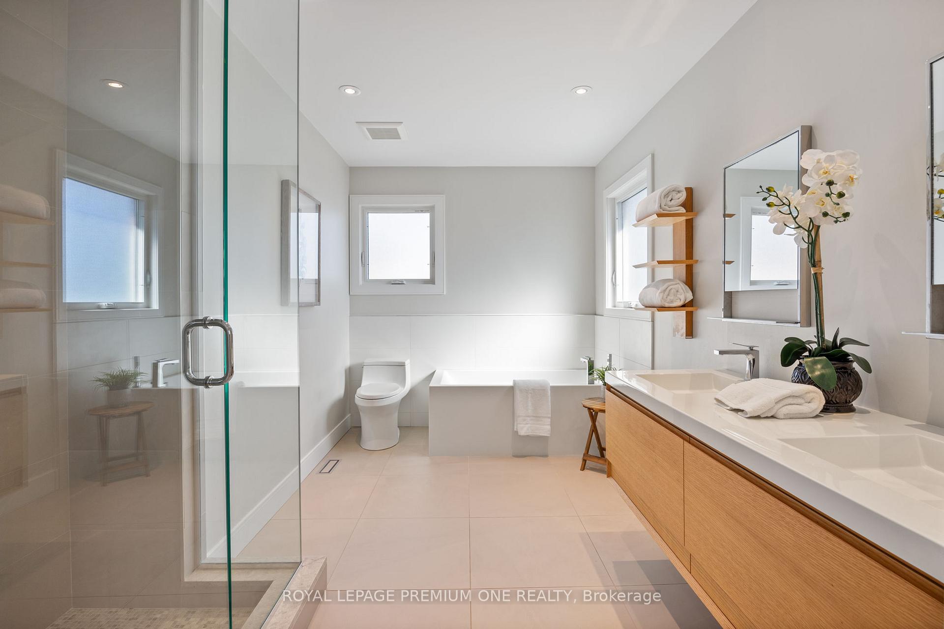 Photo 25 of 9 Colle Melito Way, Vaughan, Sonoma Heights — HOMEH