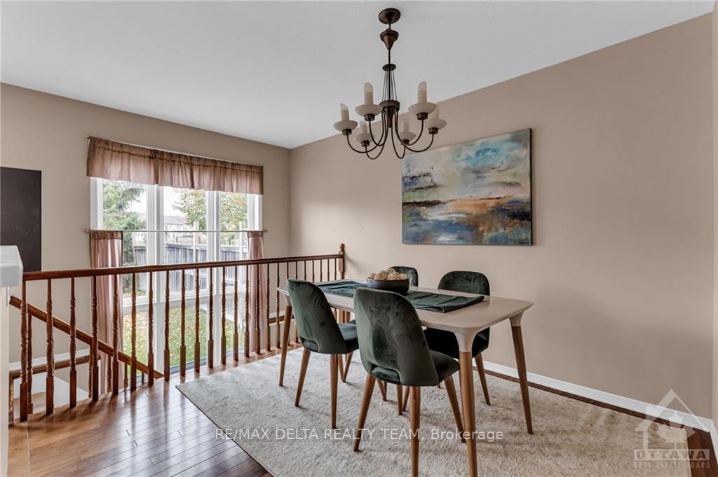 Photo 8 of 14 Boulder Way, Ottawa, Barrhaven - Longfields — HOMEH