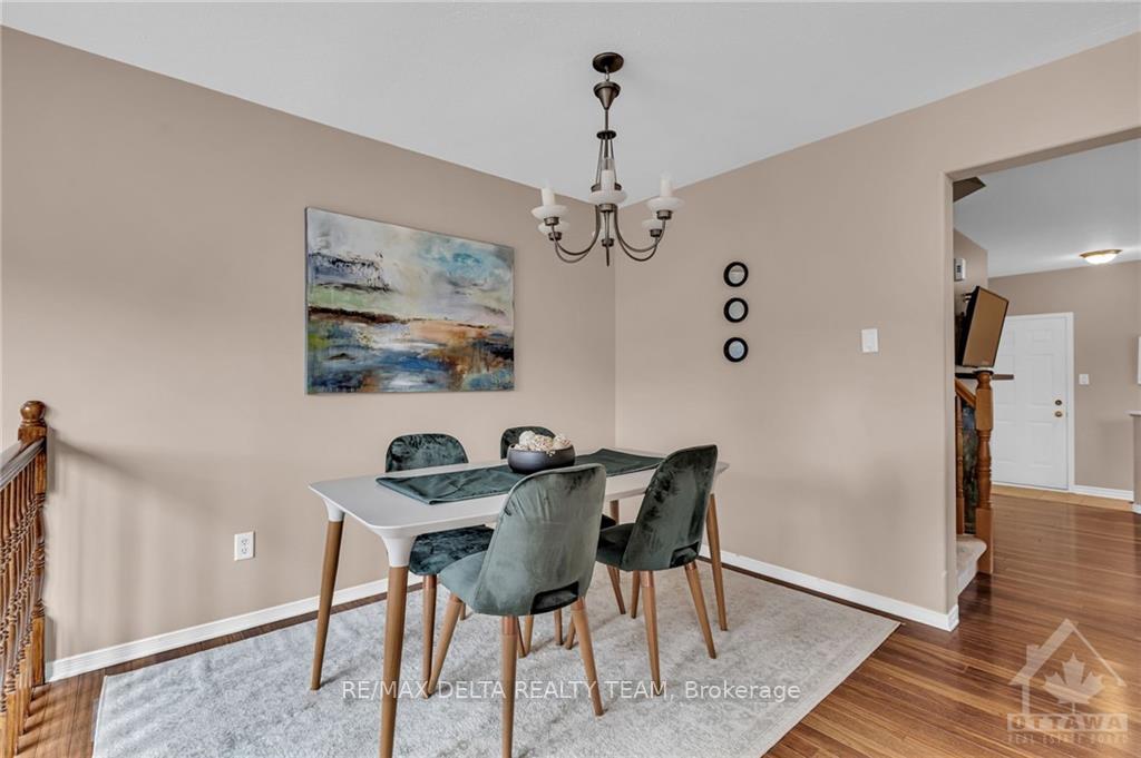 Photo 9 of 14 Boulder Way, Ottawa, Barrhaven - Longfields — HOMEH