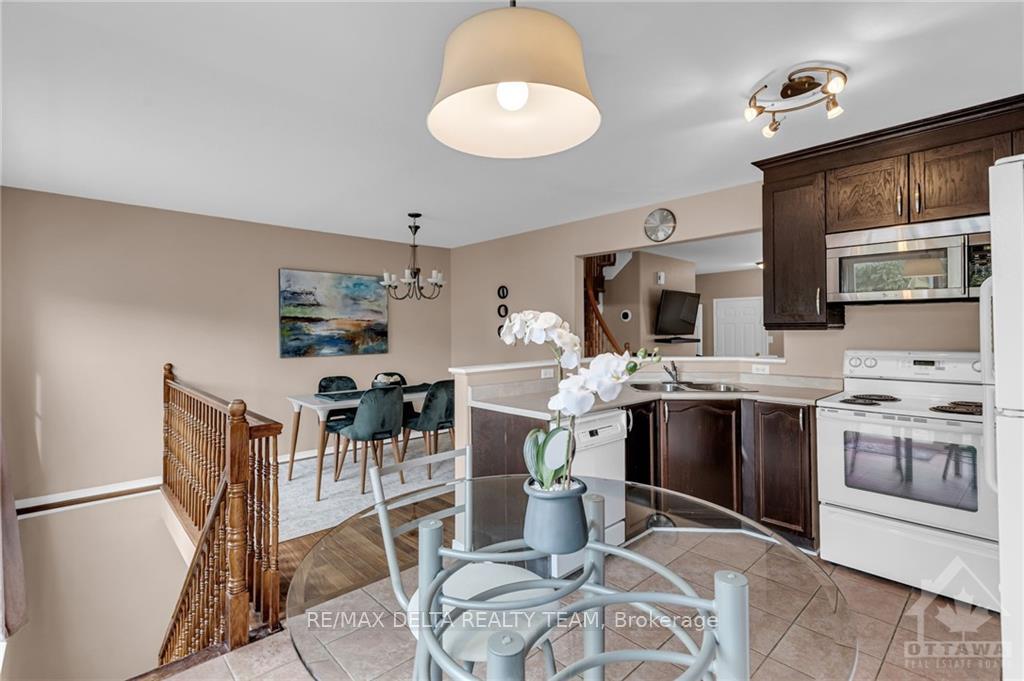 Photo 14 of 14 Boulder Way, Ottawa, Barrhaven - Longfields — HOMEH