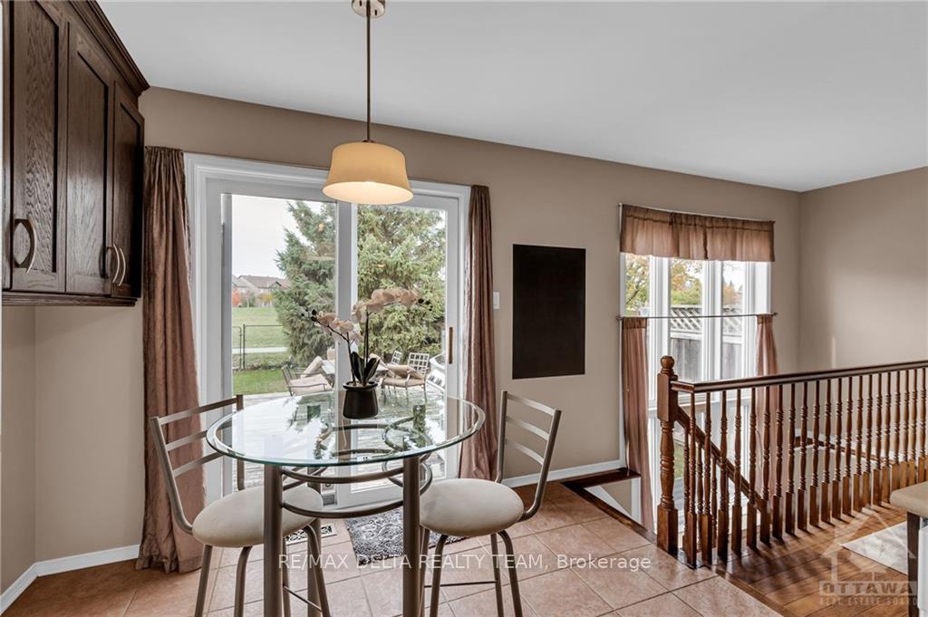 Photo 15 of 14 Boulder Way, Ottawa, Barrhaven - Longfields — HOMEH