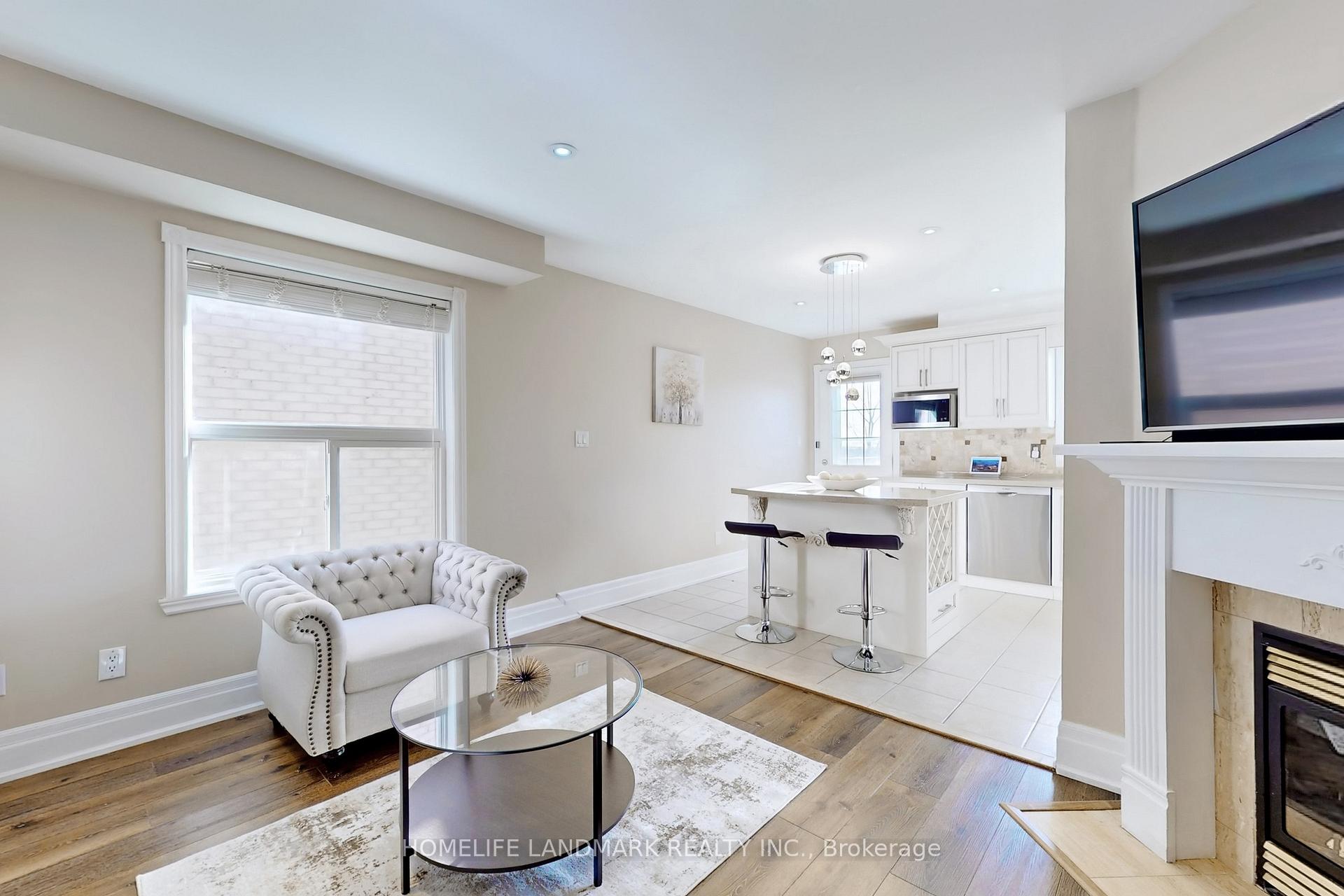 Photo 6 of 37 Del Francesco Way, Vaughan, Vellore Village — HOMEH