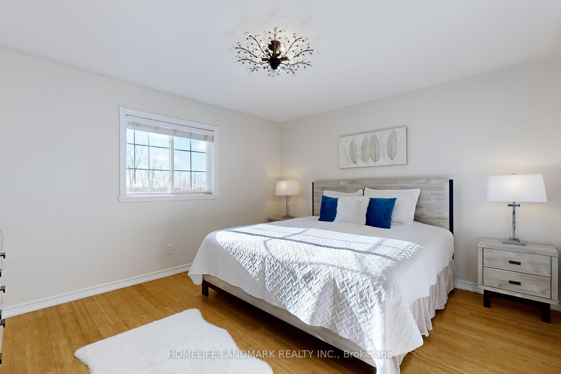 Photo 17 of 37 Del Francesco Way, Vaughan, Vellore Village — HOMEH