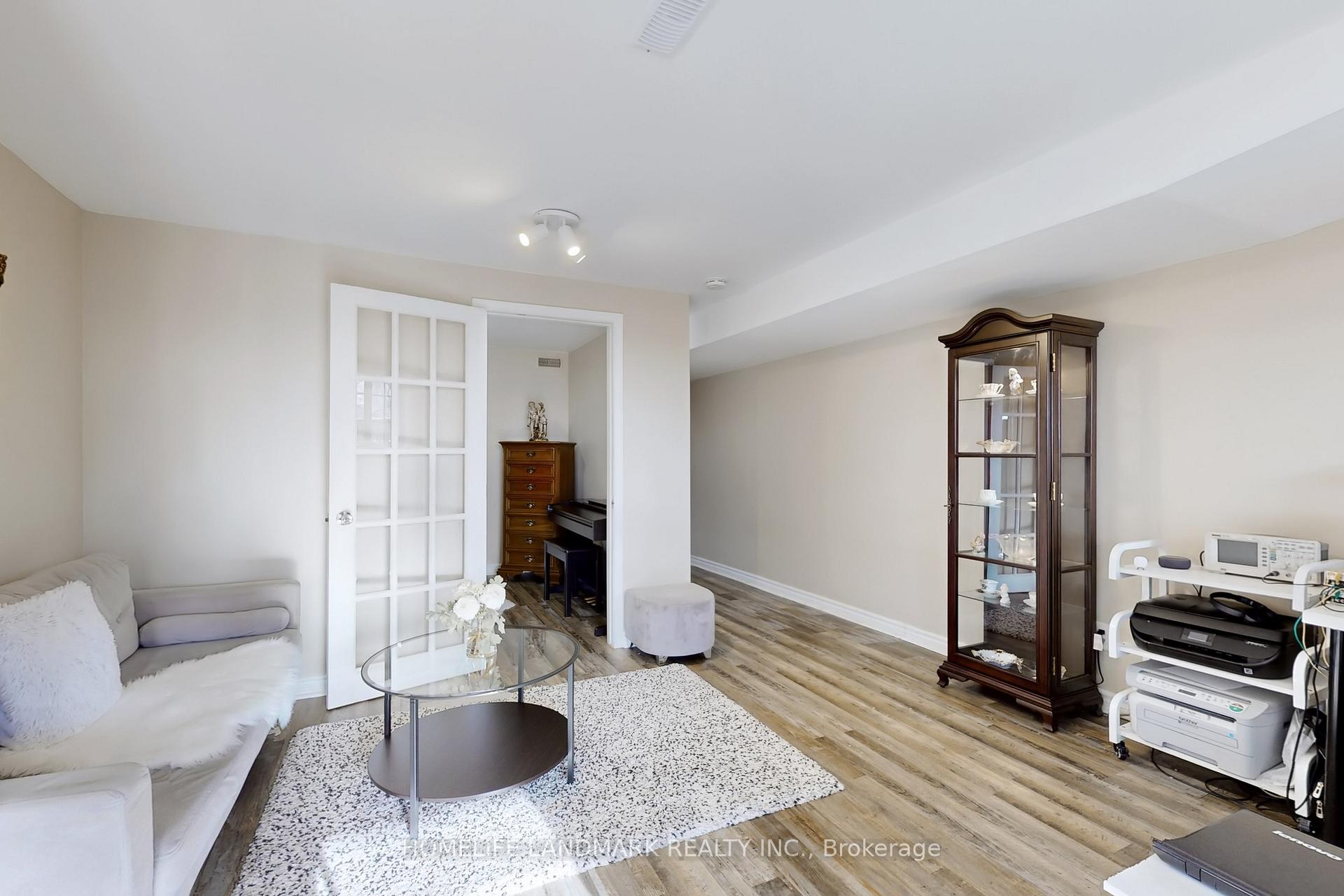Photo 28 of 37 Del Francesco Way, Vaughan, Vellore Village — HOMEH