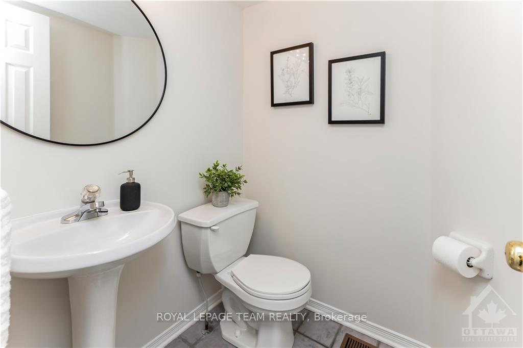 Photo 4 of 77 Mullcraft Crescent, Ottawa, Barrhaven - Longfields — HOMEH