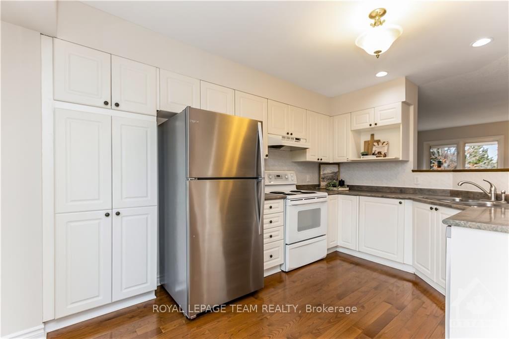 Photo 9 of 77 Mullcraft Crescent, Ottawa, Barrhaven - Longfields — HOMEH