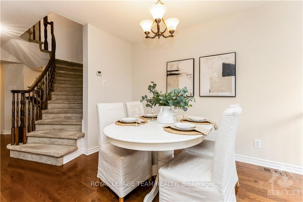 Photo 11 of 77 Mullcraft Crescent, Ottawa, Barrhaven - Longfields — HOMEH