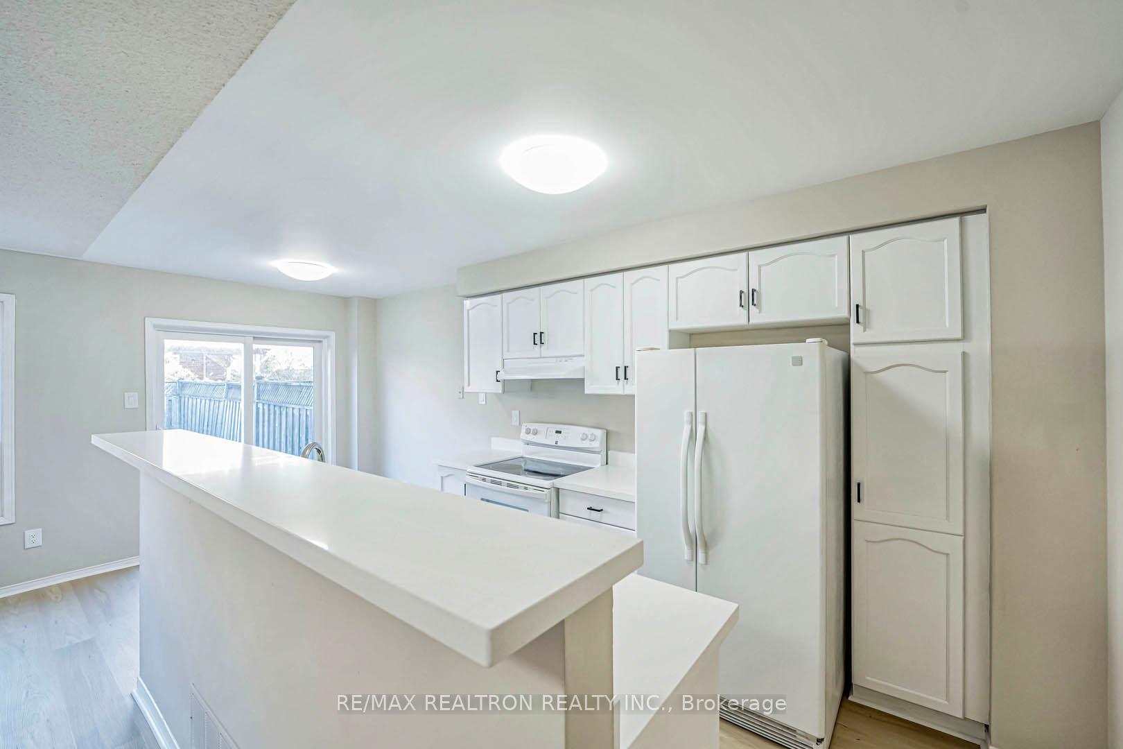 Photo 20 of 32 Kelso Crescent, Vaughan, Maple — HOMEH