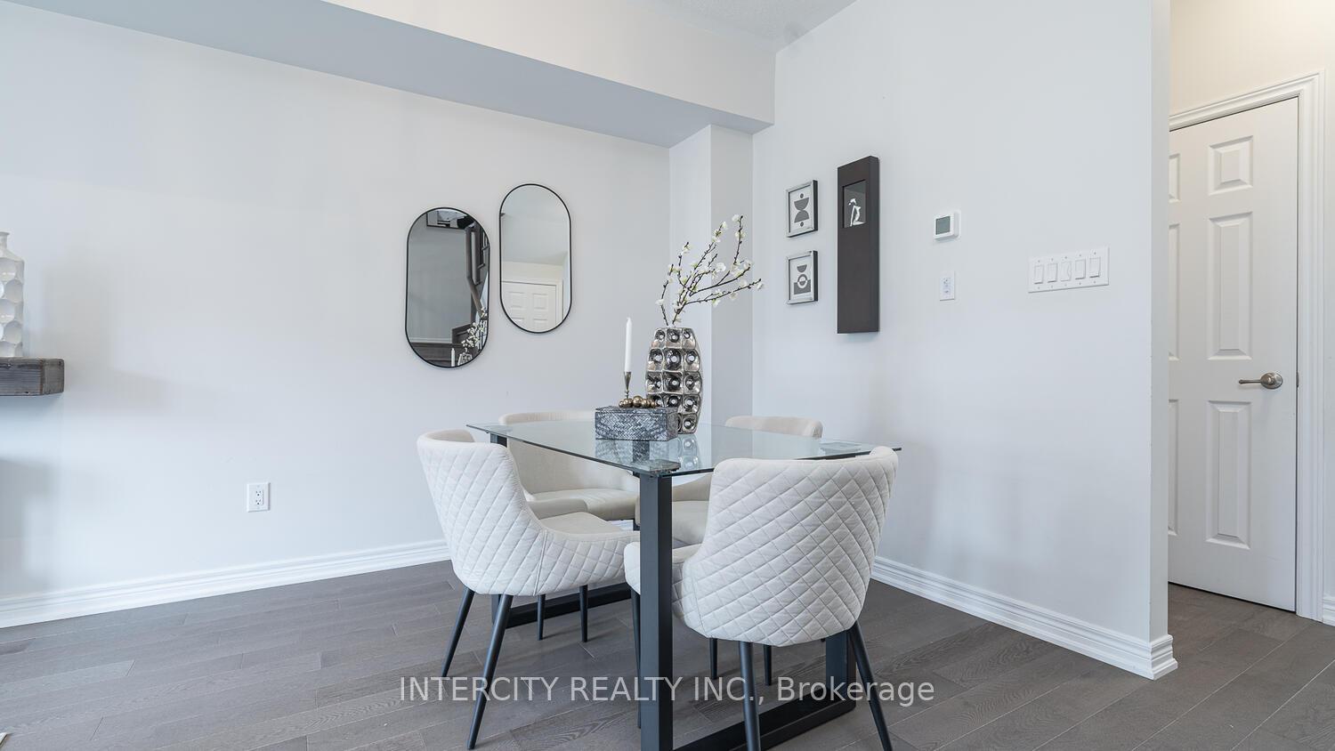 Photo 8 of 105 Grand Trunk Avenue, Vaughan, Patterson — HOMEH