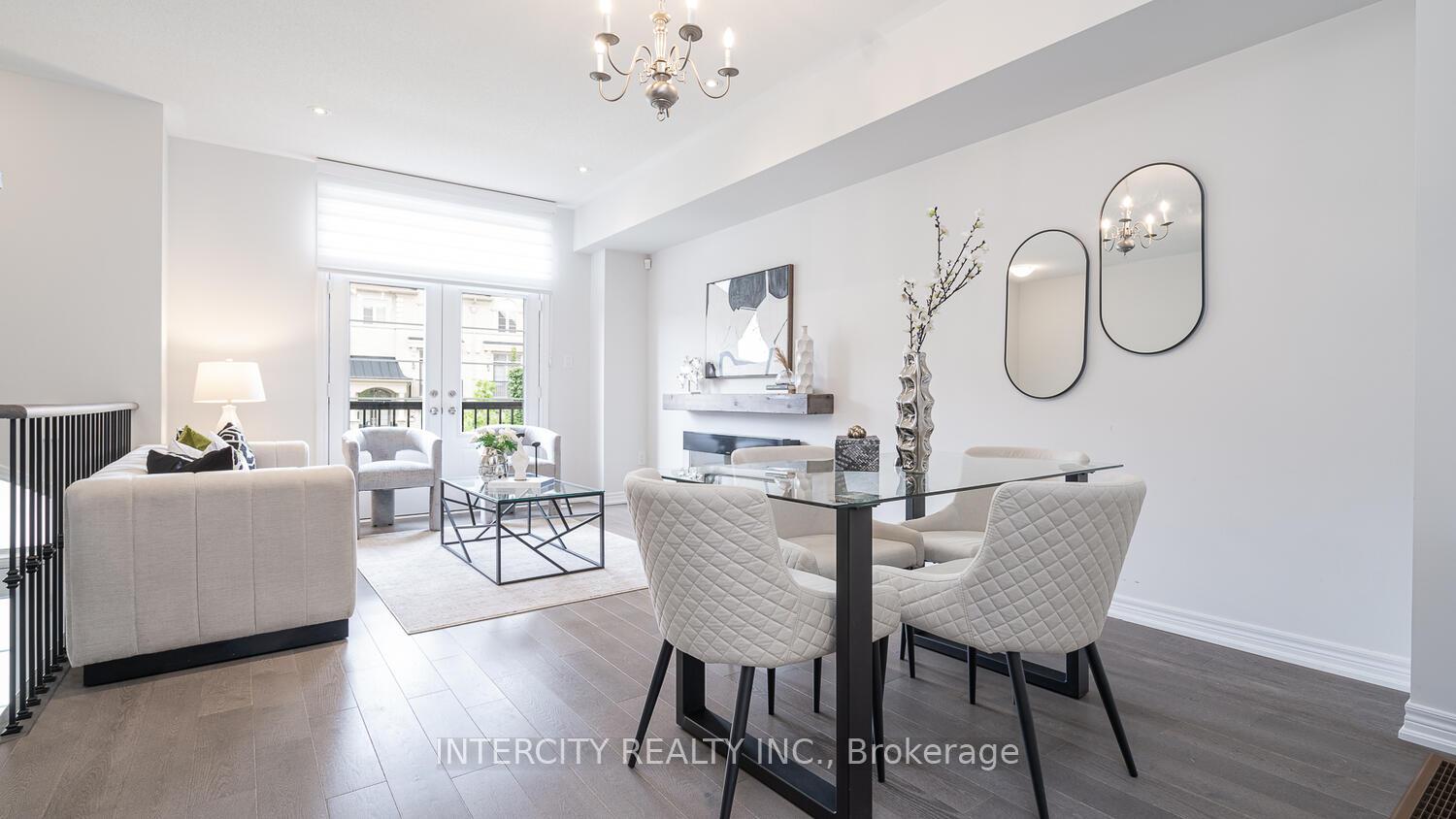 Photo 9 of 105 Grand Trunk Avenue, Vaughan, Patterson — HOMEH