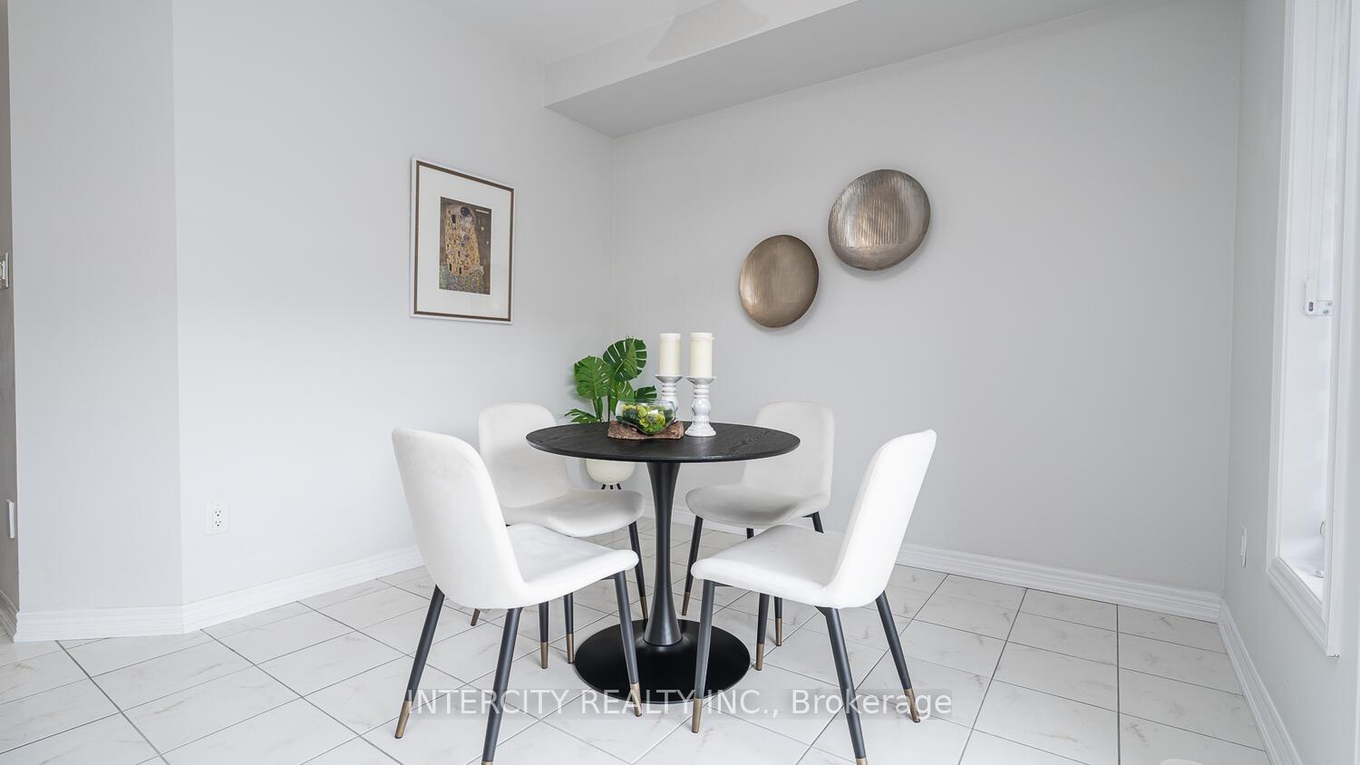 Photo 15 of 105 Grand Trunk Avenue, Vaughan, Patterson — HOMEH