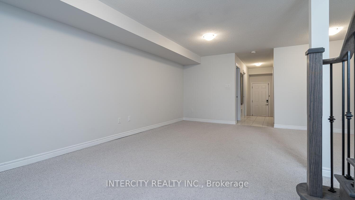 Photo 31 of 105 Grand Trunk Avenue, Vaughan, Patterson — HOMEH