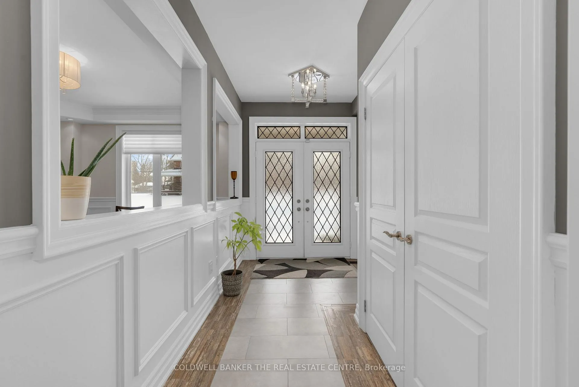Photo 8 of 376 Tollendal Mill Road, Barrie, South Shore — HOMEH