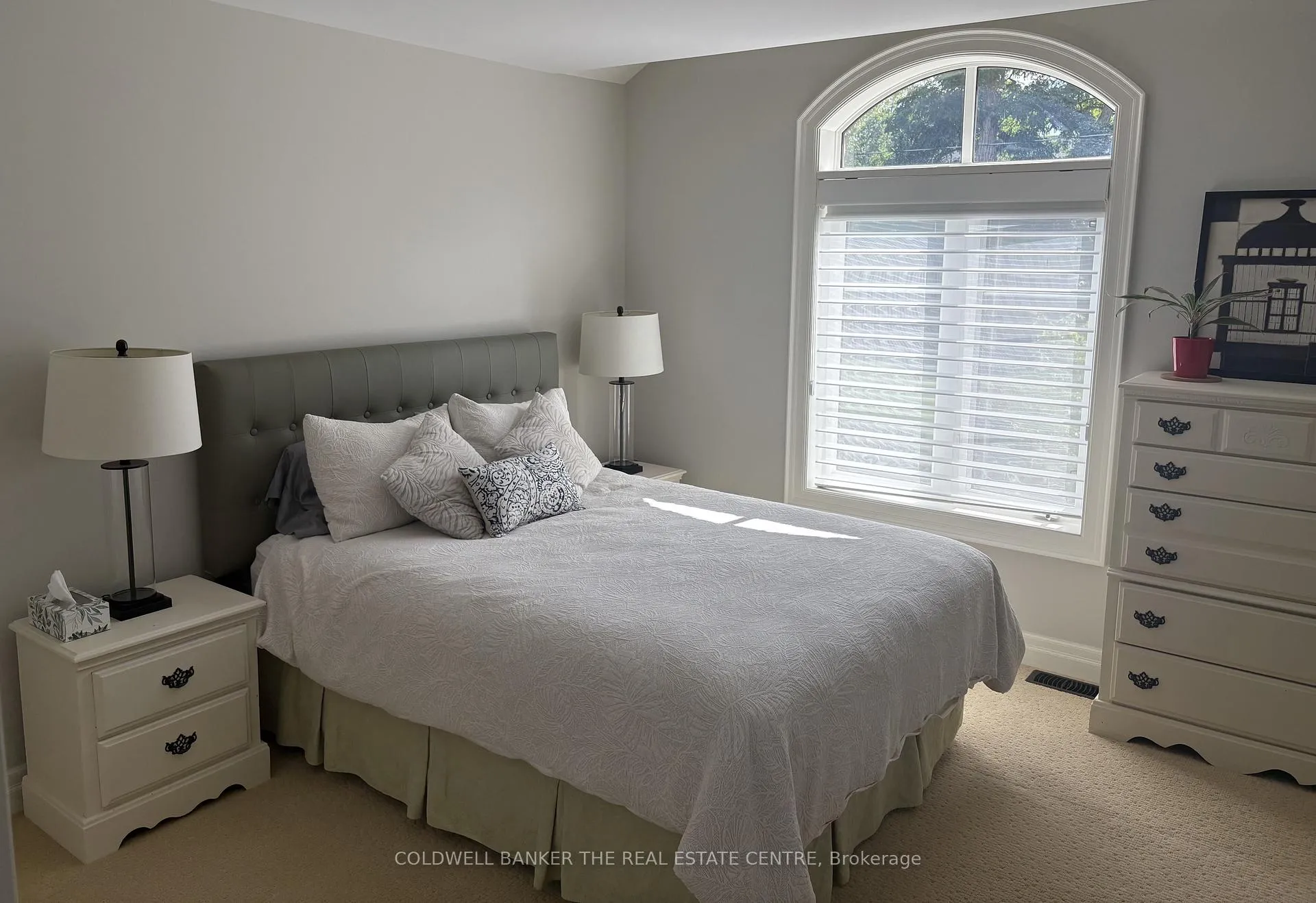 Photo 21 of 376 Tollendal Mill Road, Barrie, South Shore — HOMEH