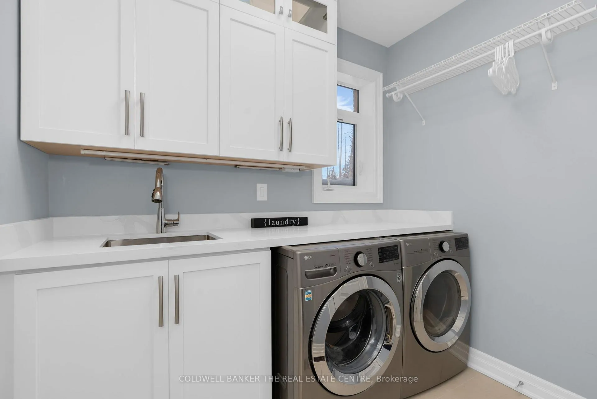 Photo 27 of 376 Tollendal Mill Road, Barrie, South Shore — HOMEH
