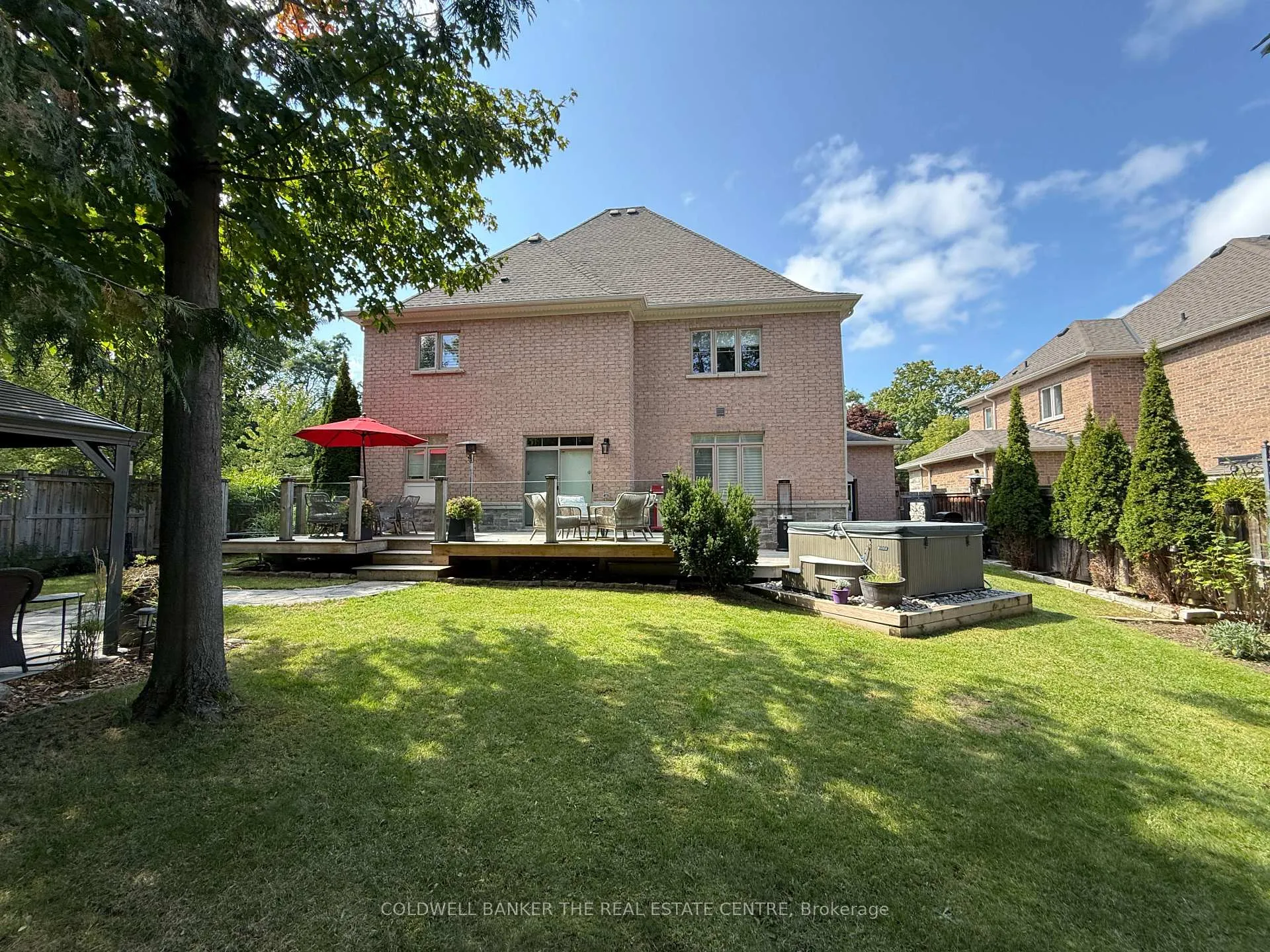 Photo 35 of 376 Tollendal Mill Road, Barrie, South Shore — HOMEH