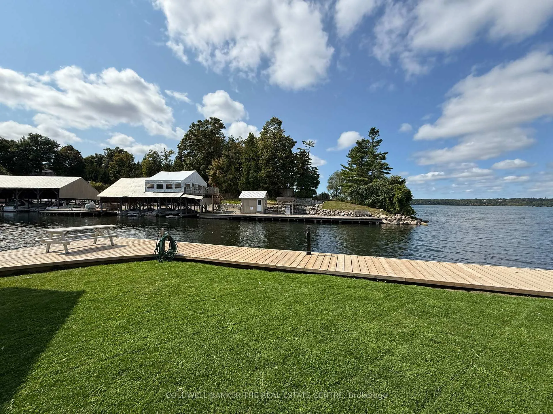Photo 49 of 376 Tollendal Mill Road, Barrie, South Shore — HOMEH