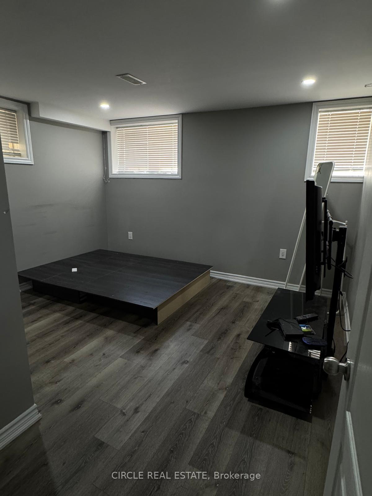 Photo 6 of 84 Sir Jacob Crescent, Brampton, Bram West — HOMEH