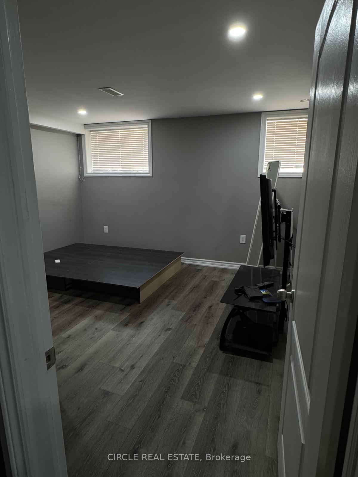 Photo 10 of 84 Sir Jacob Crescent, Brampton, Bram West — HOMEH
