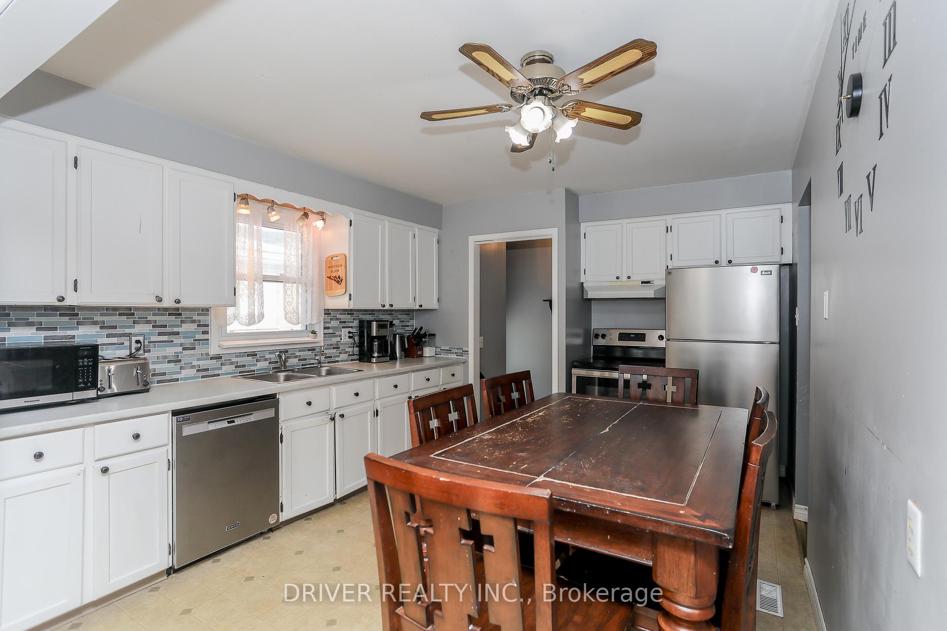 Photo 4 of 109 Dufferin Street, Aylmer — HOMEH