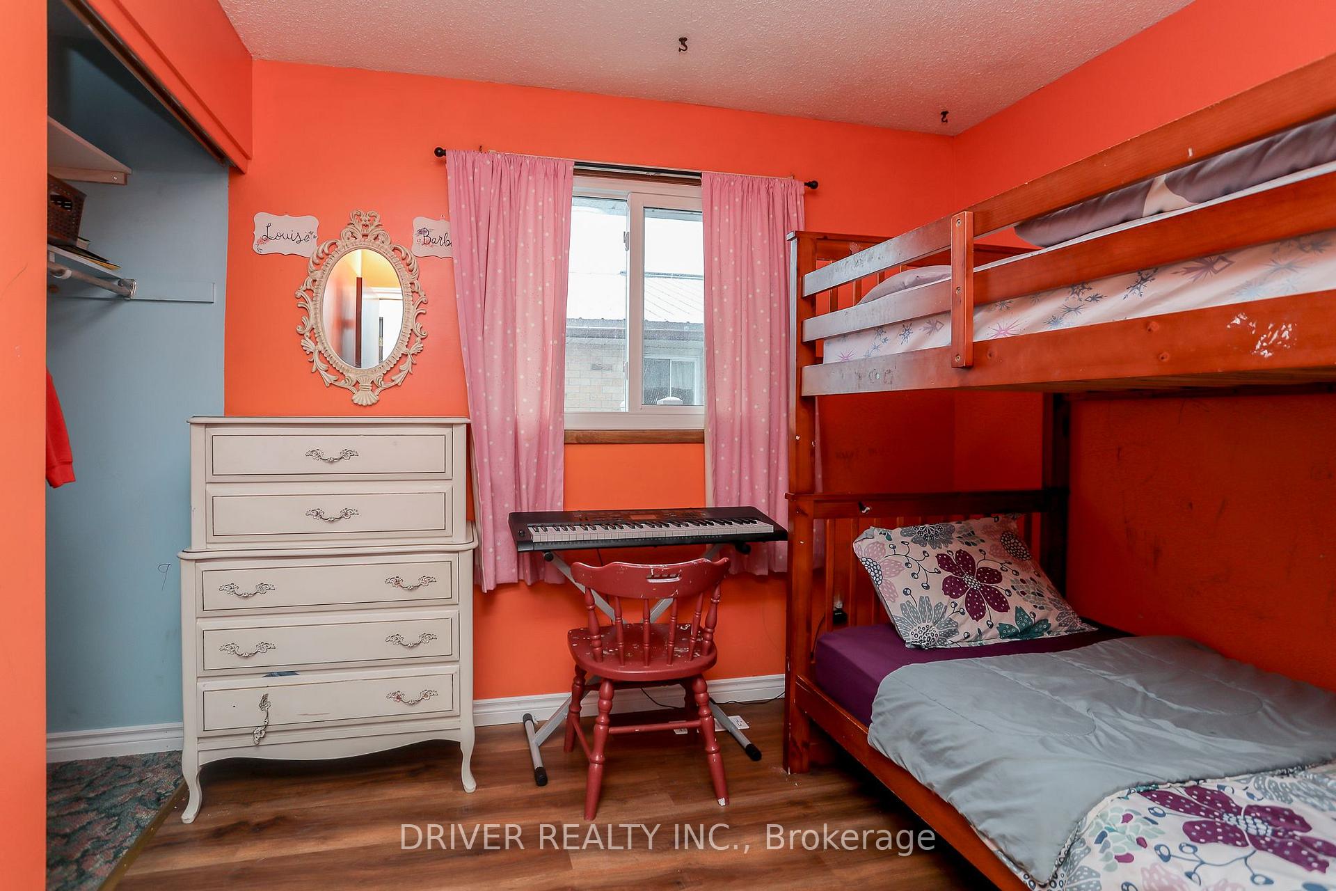 Photo 11 of 109 Dufferin Street, Aylmer — HOMEH