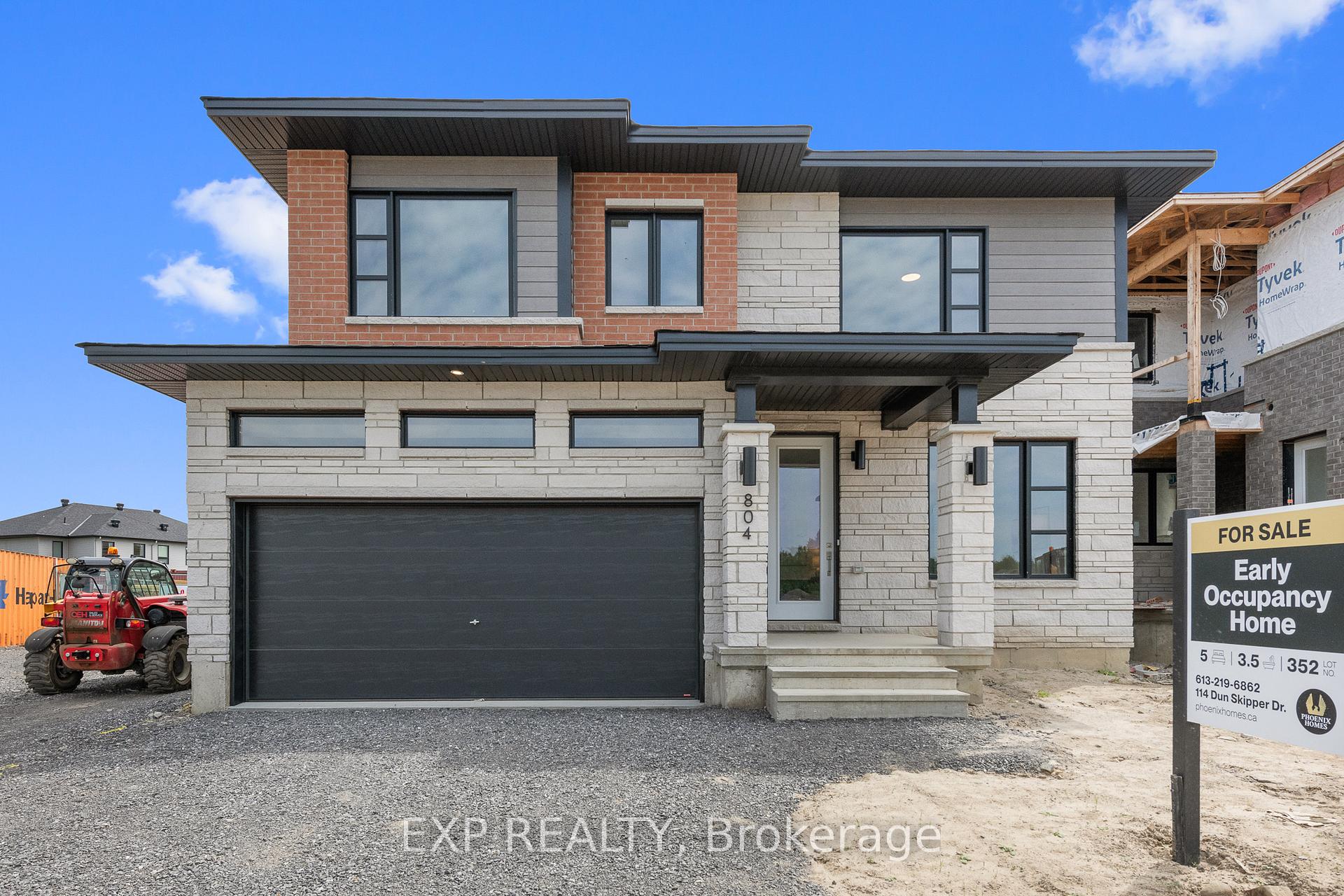 Photo 1 of 804 Ninaatik Place, Ottawa, Blossom Park/Kemp Park/Findlay Creek — HOMEH