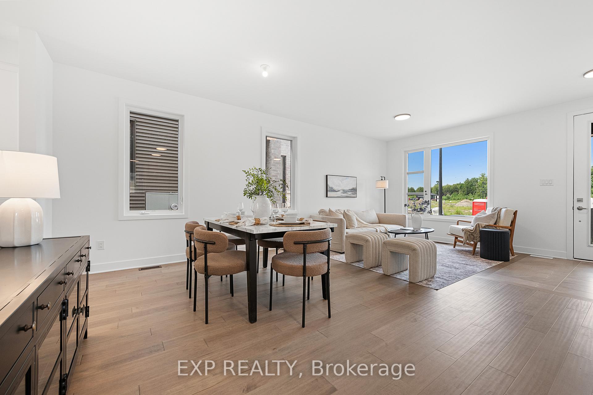 Photo 7 of 804 Ninaatik Place, Ottawa, Blossom Park/Kemp Park/Findlay Creek — HOMEH